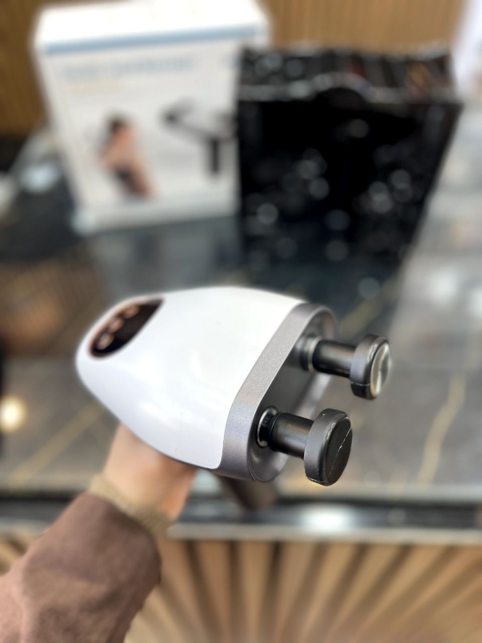 ماساژور حرفه ای 2 سری مدل921 باتری لیتیومی 1500 میلی‌آمپر