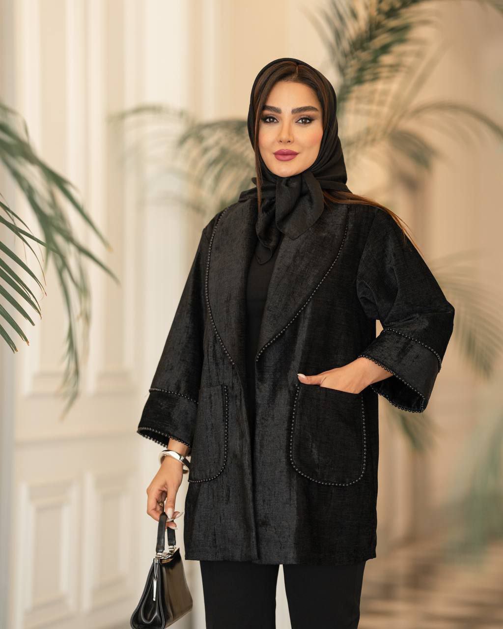 مانتو زنانه مخملی کتی ویدا کد ۵۶۱