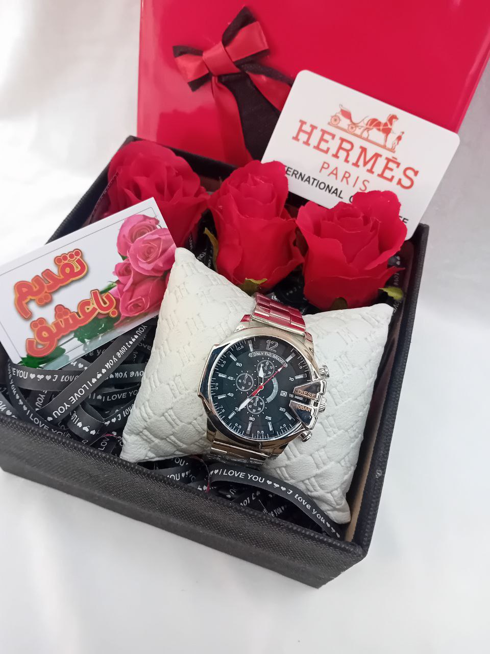 باکس هدیه ساعت مردانه دیزل نقره ای صفحه مشکی کد ۵۵۱